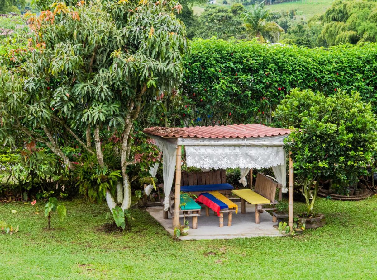 Hotel Campestre Sueno Del Abuelo Pereira Eksteriør billede